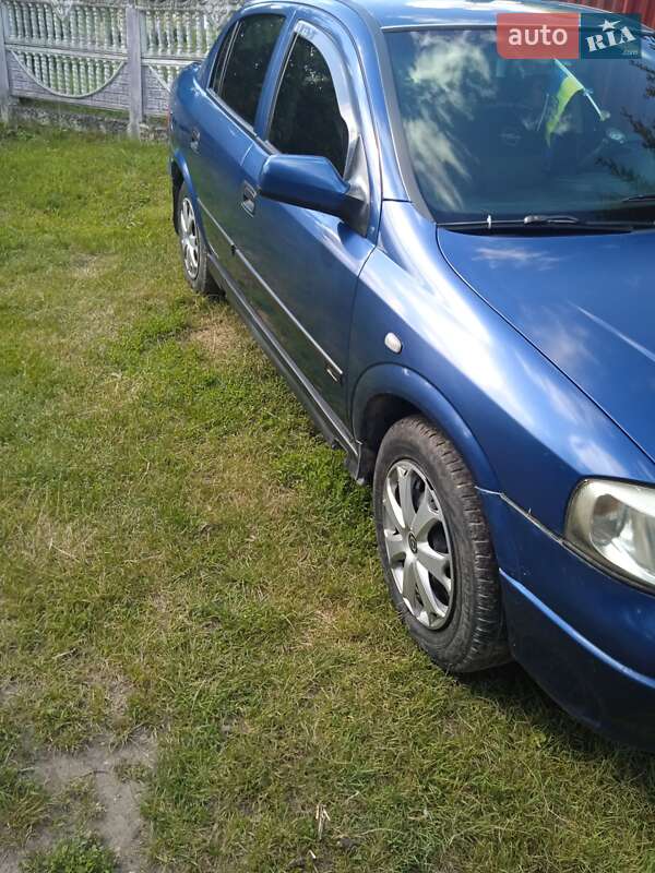 Седан Opel Astra 2002 в Шумске фото 5 Седан Opel Astra 2002 в Шумске