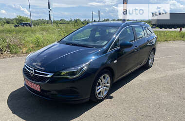 Универсал Opel Astra 2018 в Стрые