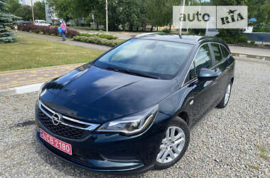 Универсал Opel Astra 2018 в Стрые