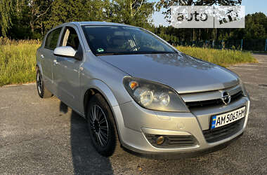 Хэтчбек Opel Astra 2004 в Житомире