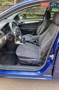 Универсал Opel Astra 2008 в 
