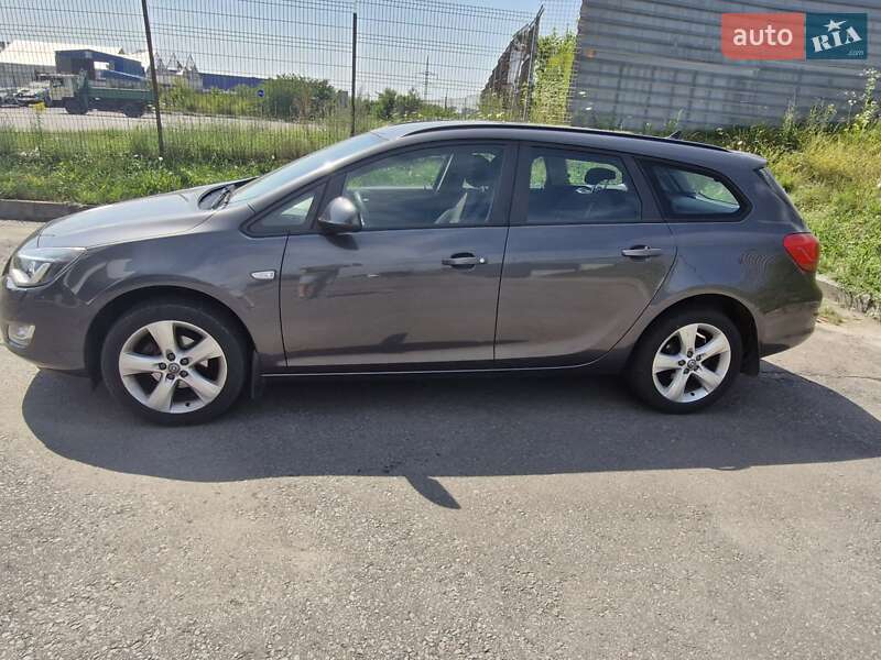 Універсал Opel Astra 2012 в Рівному фото 2 Універсал Opel Astra 2012 в Рівному