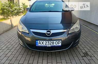 Хетчбек Opel Astra 2011 в Луцьку