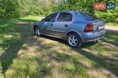 Хетчбек Opel Astra 2003 в 