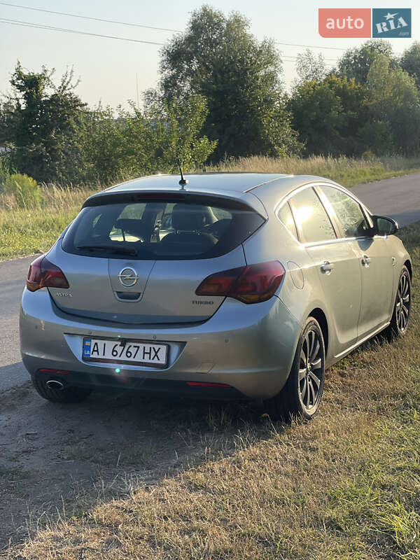 Хетчбек Opel Astra 2010 в Березані