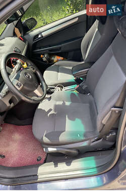 Opel Astra 2007