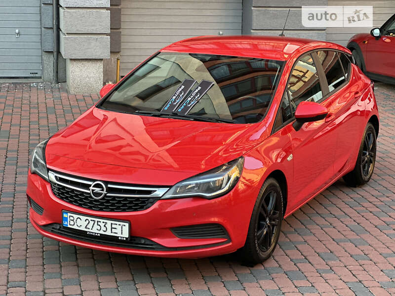 Хетчбек Opel Astra 2016 в Івано-Франківську