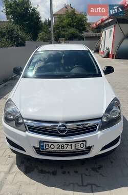 Opel Astra 2009