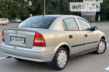 Седан Opel Astra 2007 в Охтирці