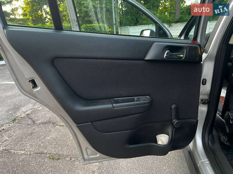 Хетчбек Opel Astra 2000 в Ємільчиному