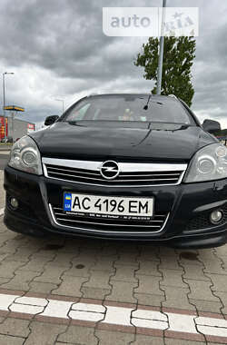 Opel Astra 2010