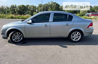 Opel Astra 2012