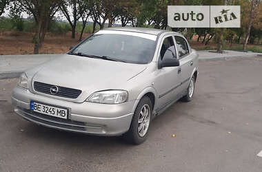 Седан Opel Astra 2006 в Николаеве