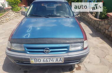 Хетчбек Opel Astra 1992 в Борщеві