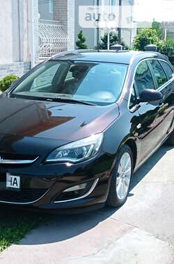 Opel Astra 2012