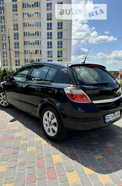 Хетчбек Opel Astra 2006 в Тернополі