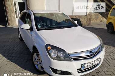 Opel Astra 2010