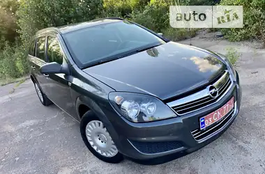 Opel Astra 2010