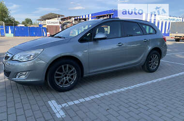 Универсал Opel Astra 2011 в Коломые