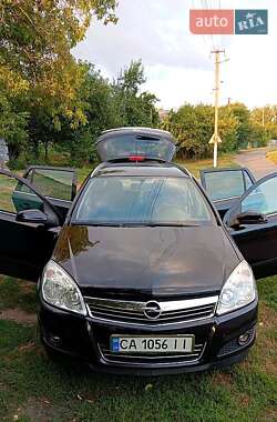 Універсал Opel Astra 2007 в Драбіву