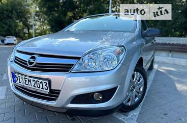 Универсал Opel Astra 2008 в Виннице