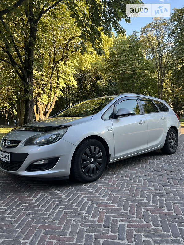 Opel Astra 2013