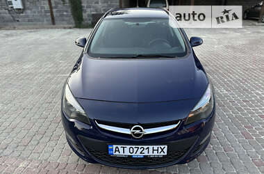 Универсал Opel Astra 2014 в Калуше