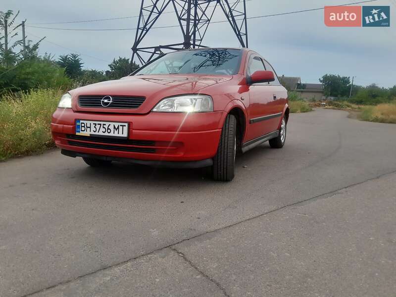 Хетчбек Opel Astra 2002 в Одесі