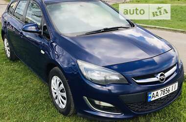 Opel Astra 2013