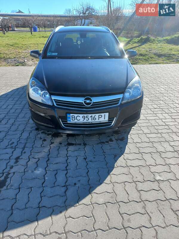 Универсал Opel Astra 2007 в Радехове