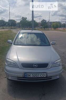 Хэтчбек Opel Astra 1999 в Киеве