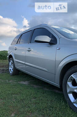 Универсал Opel Astra 2005 в 
