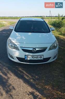 Opel Astra 2010