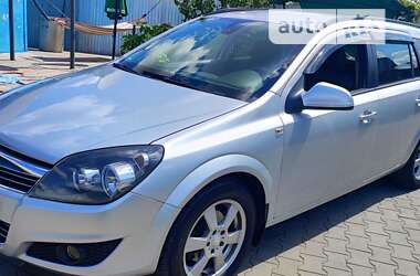 Opel Astra 2010