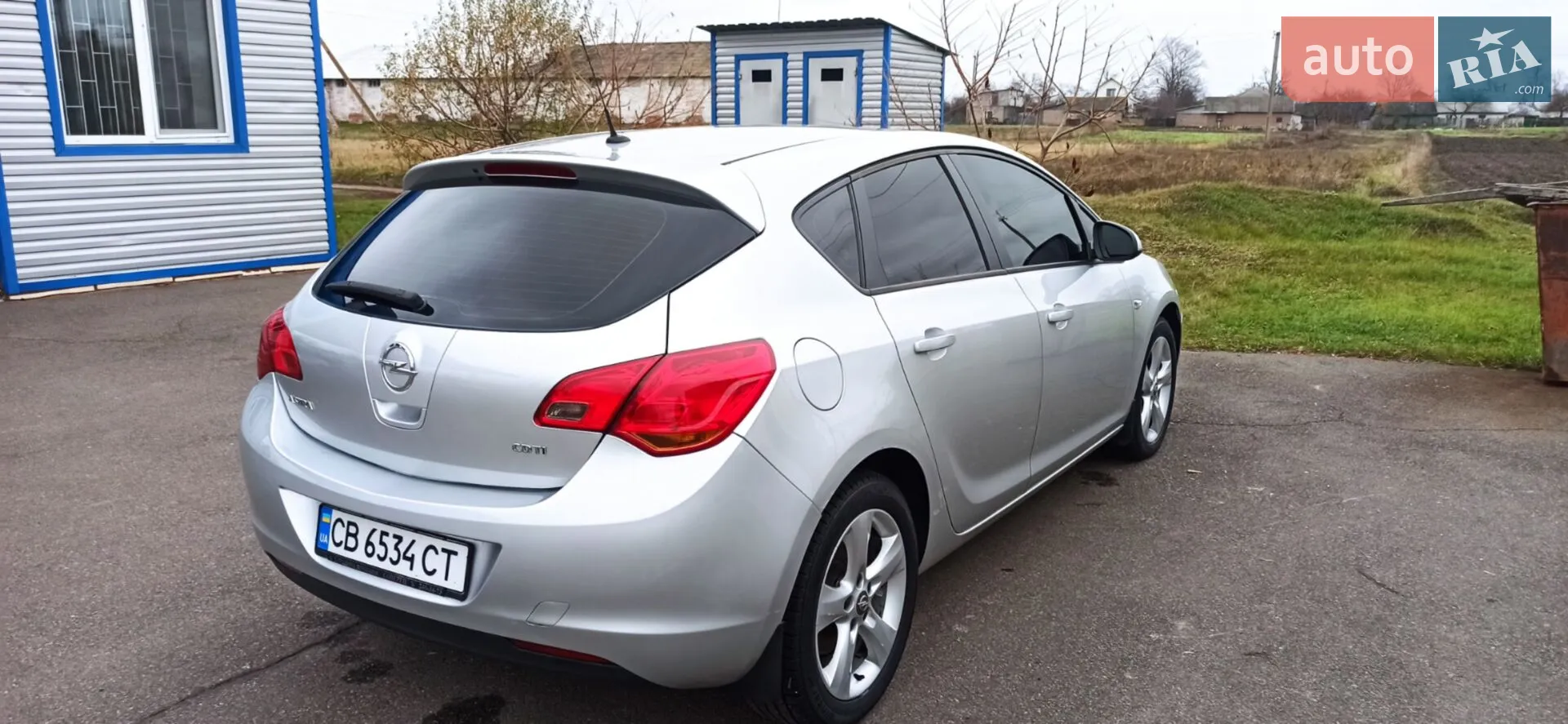 2010 Opel Astra - мініатюра 4