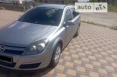 Універсал Opel Astra 2005 в Гайсину