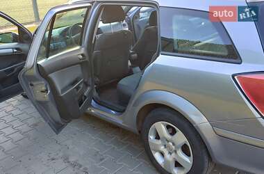 Універсал Opel Astra 2005 в 