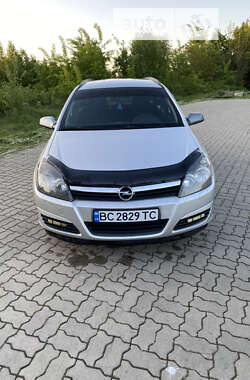 Універсал Opel Astra 2006 в Стрию