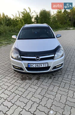 Универсал Opel Astra 2006 в Стрые