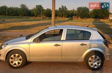 Хэтчбек Opel Astra 2009 в Запорожье