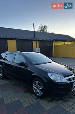 Универсал Opel Astra 2008 в 