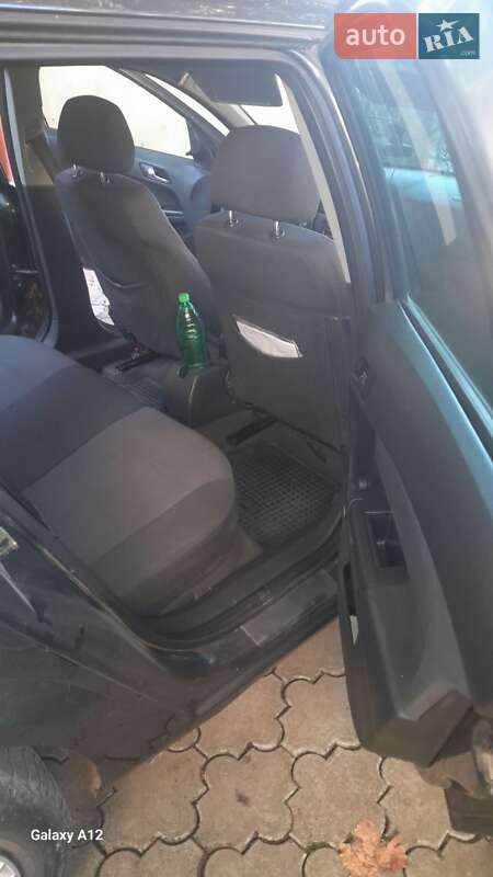 Универсал Opel Astra 2010 в Виноградове