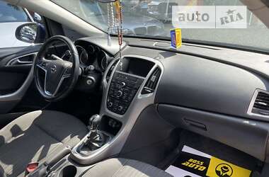 Универсал Opel Astra 2011 в Коломые