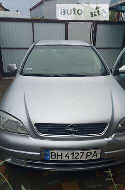 Седан Opel Astra 2002 в Білгороді-Дністровському