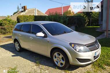 Универсал Opel Astra 2010 в Коломые