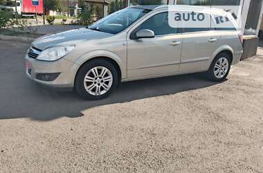 Универсал Opel Astra 2008 в Прилуках