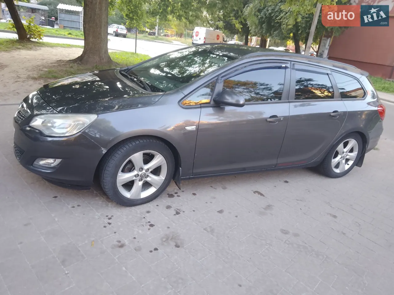 2011 Opel Astra - мініатюра 9