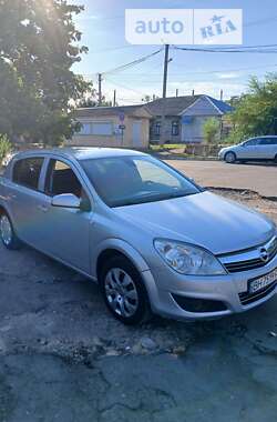 Хэтчбек Opel Astra 2010 в Болграде