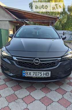 Універсал Opel Astra 2016 в Шепетівці