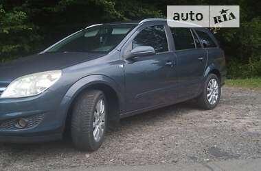 Универсал Opel Astra 2007 в Владимир-Волынском